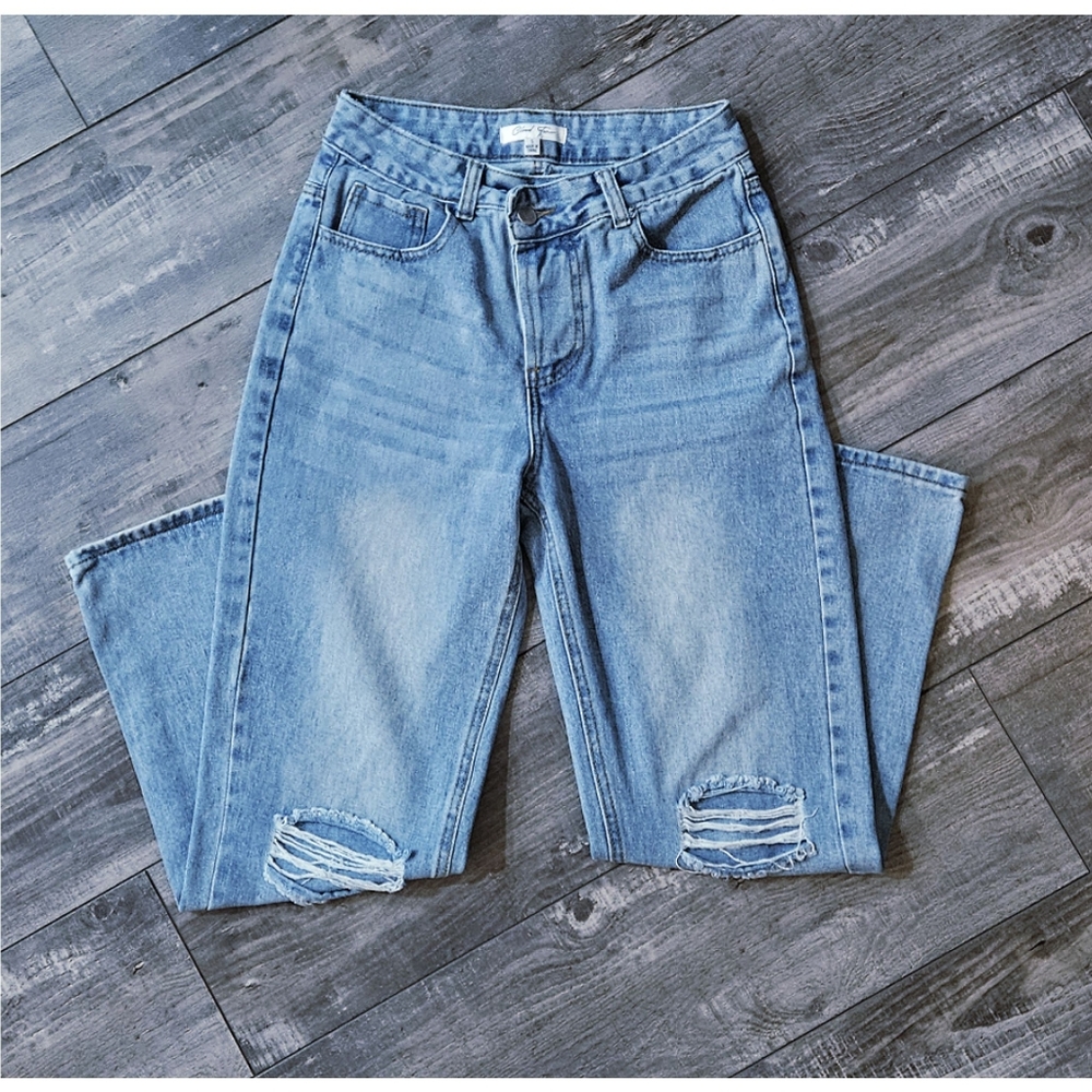 Cloud Ten Light Wash Destroyed Denim Jeans Size Small